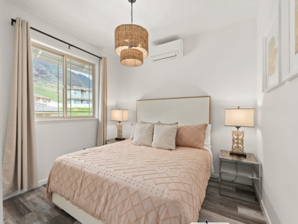 Your Dream Hawaiian Retreat Awaits in Makaha Valley - Luxury 4-Bedroom Home
